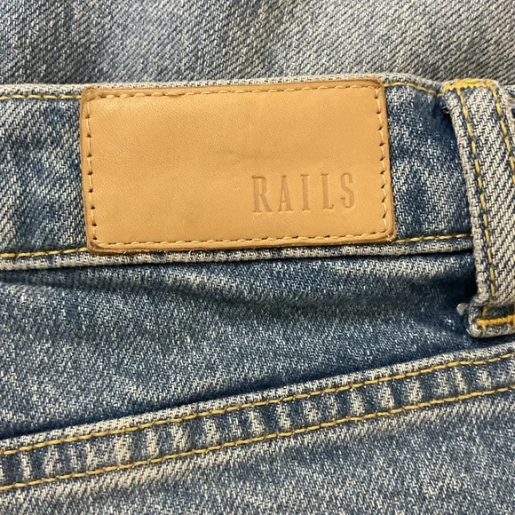 RAILS Straight Leg Cropped Jeans - Picture 3 of 7